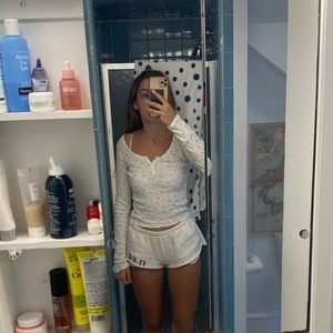 White brandy Melville long sleeve